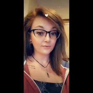 Meet your Posher, Abby